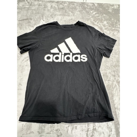 Adidas T Shirt Men's Size Large Black Crew Neck Short Sleeve Front Logo EUC - Picture 1 of 7